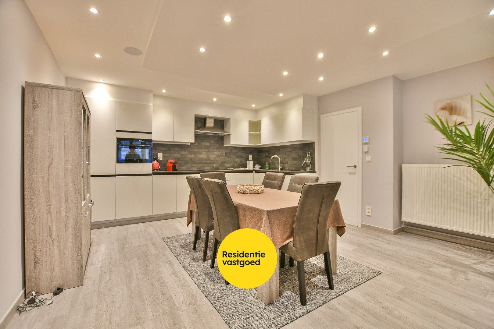 Gerenoveerd appartement met 2 slaapkamers te koop op toplocatie te Blankenberge!  foto 5