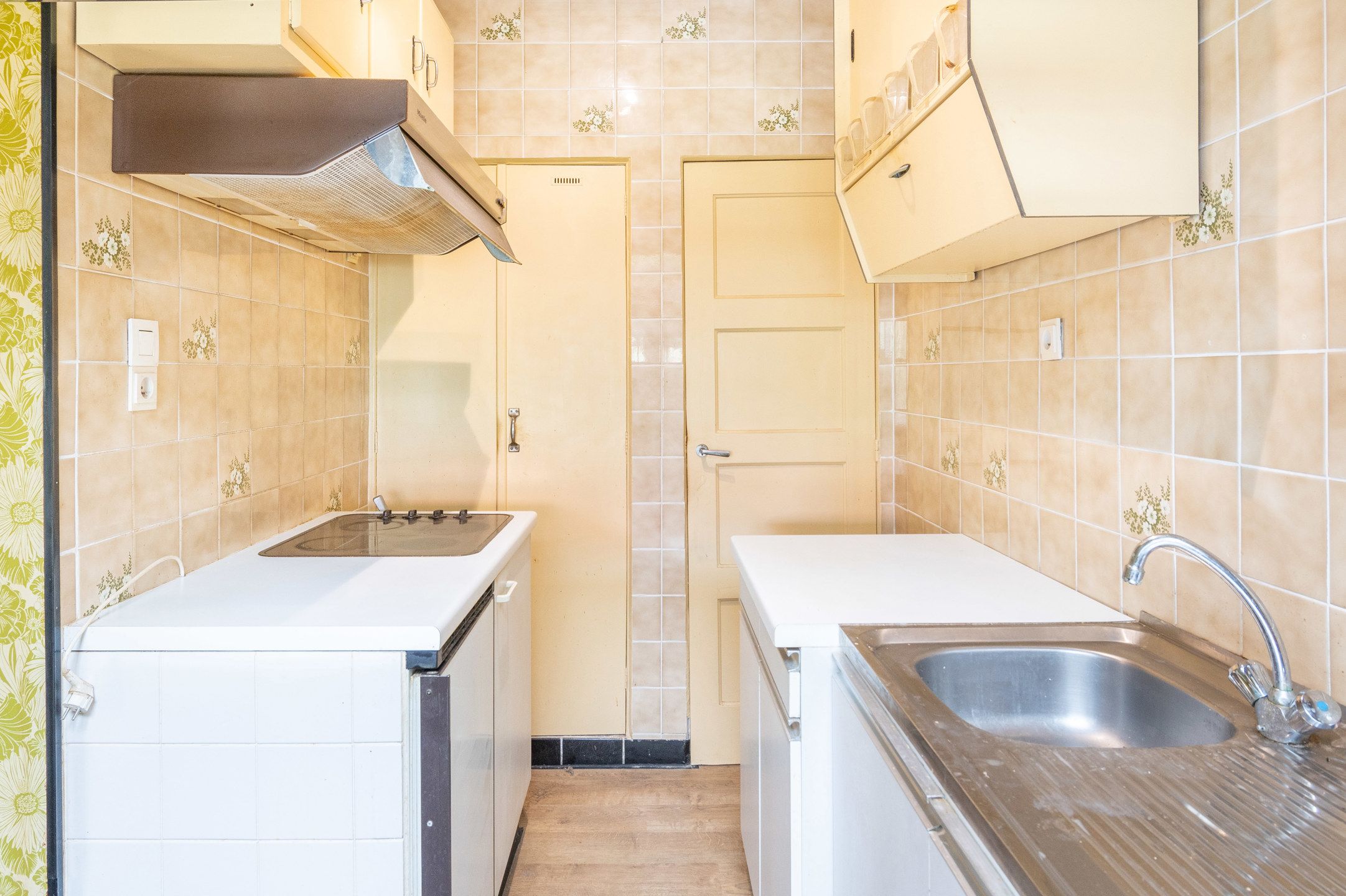Knusse te renoveren woning met leuke tuin foto 14