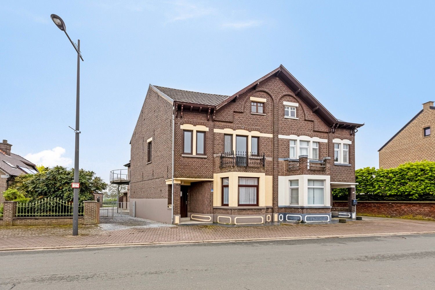 ()=>{if(producerUpdateValueVersion(node),producerAccessed(node),node.value===ERRORED)throw node.error;return node.value} Grotestraat 240 - 3630 Maasmechelen