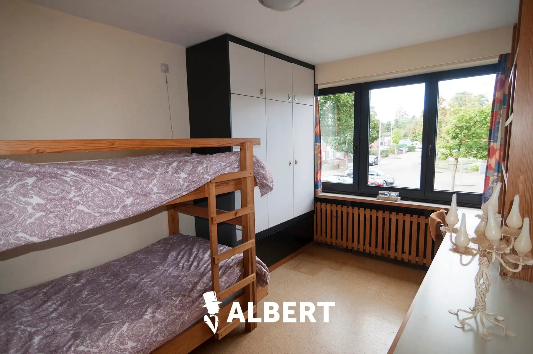 Leuke woning op toplocatie met mooie tuin en 4 slaapkamers! foto 19