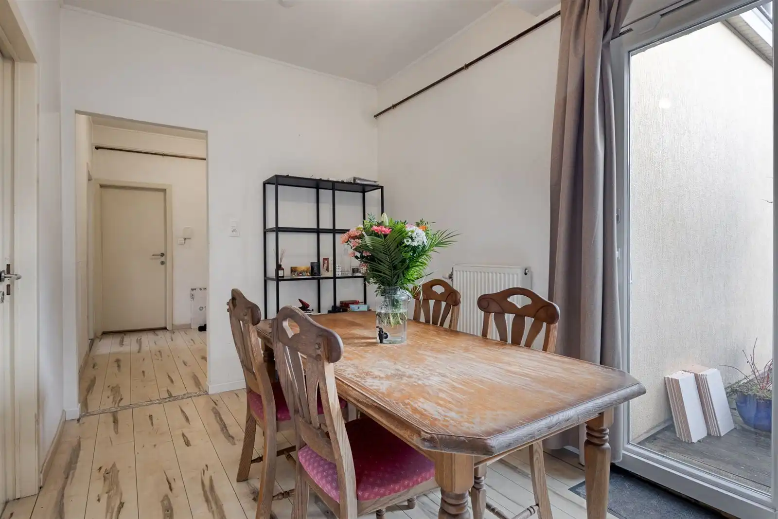 Op te frissen 2slpk appt op strategische ligging  foto 5