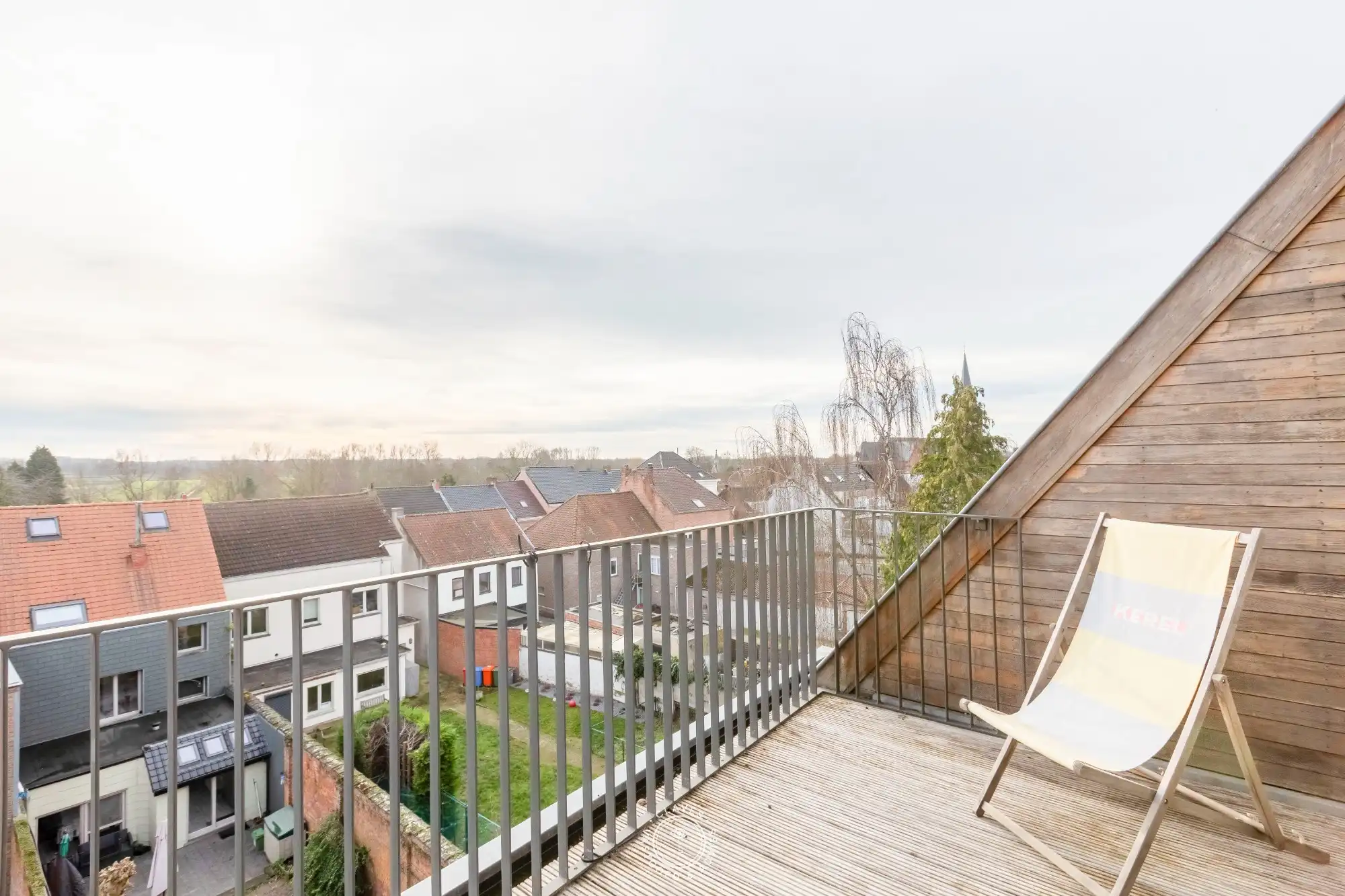 Ruim 219 m² en stijlvol duplex appartement met zonovergoten terrassen foto 5