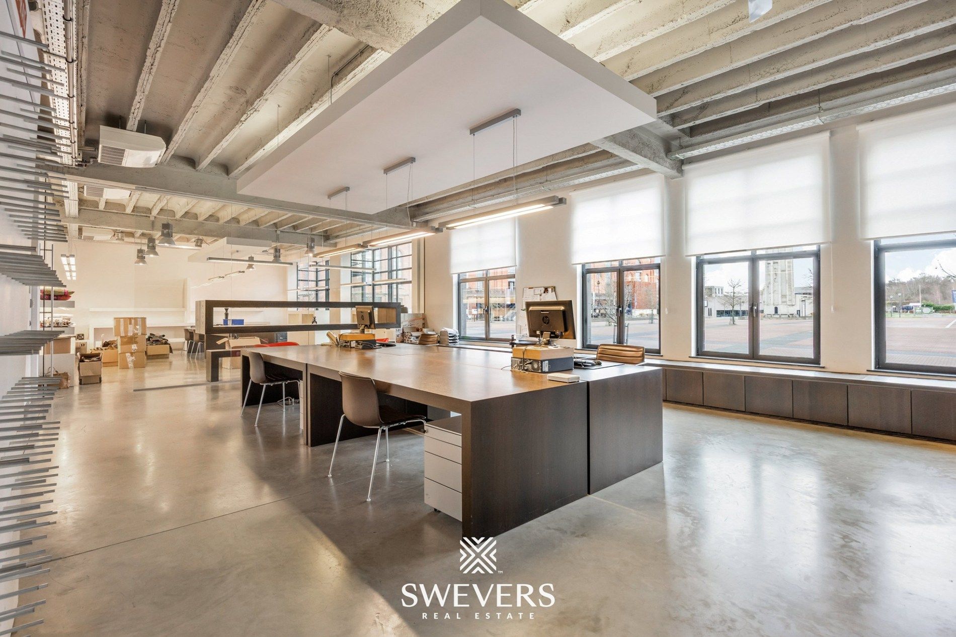 Exclusief handelspand met uitstraling, licht en rendement foto {{pictureIndex}}