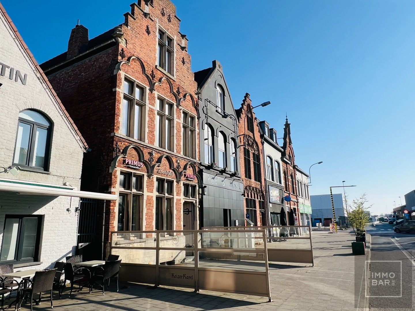 Authentiek handelspand met appartement. foto 2