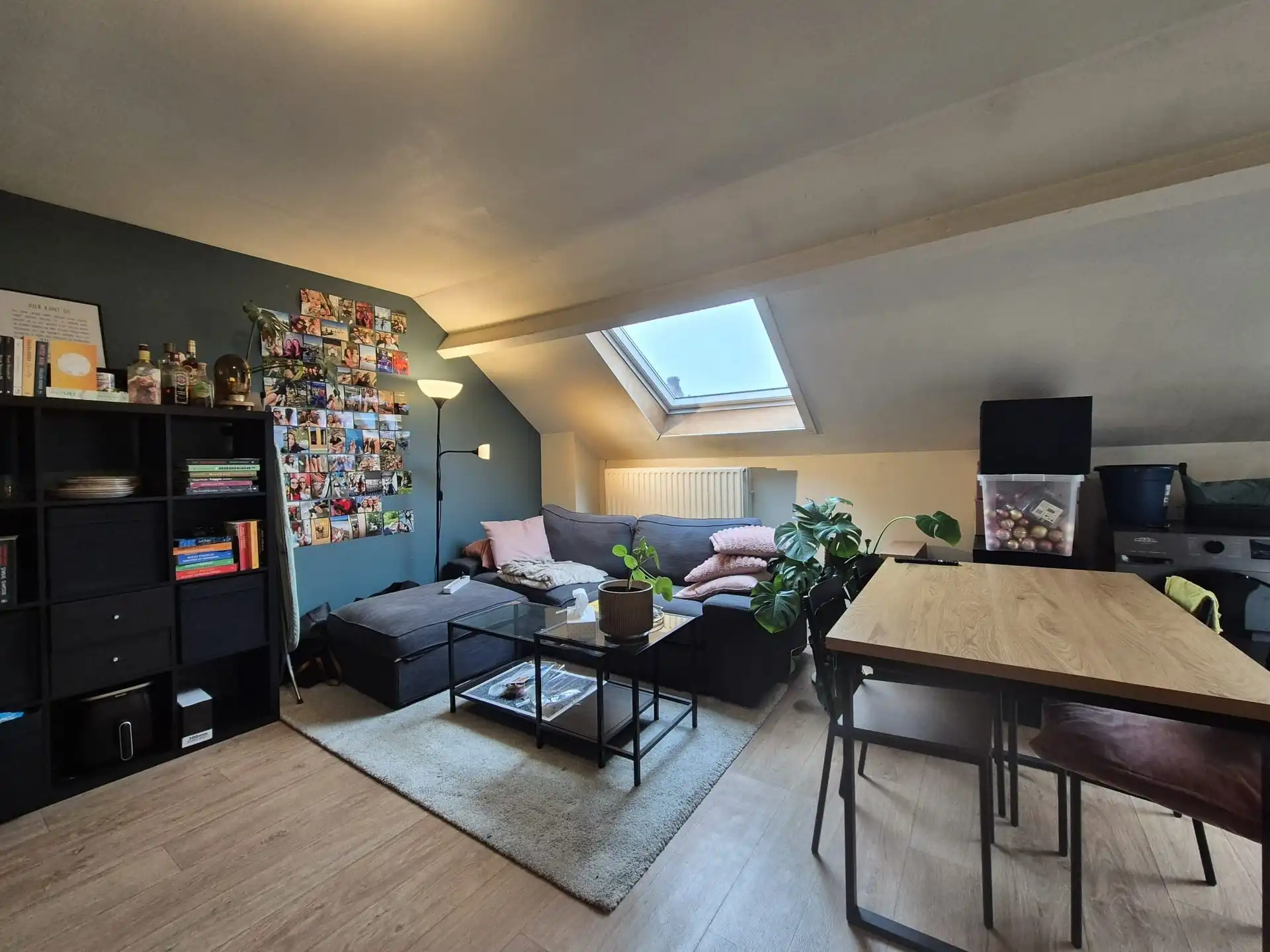 Gunstig gelegen dakappartement aan station.  foto 2