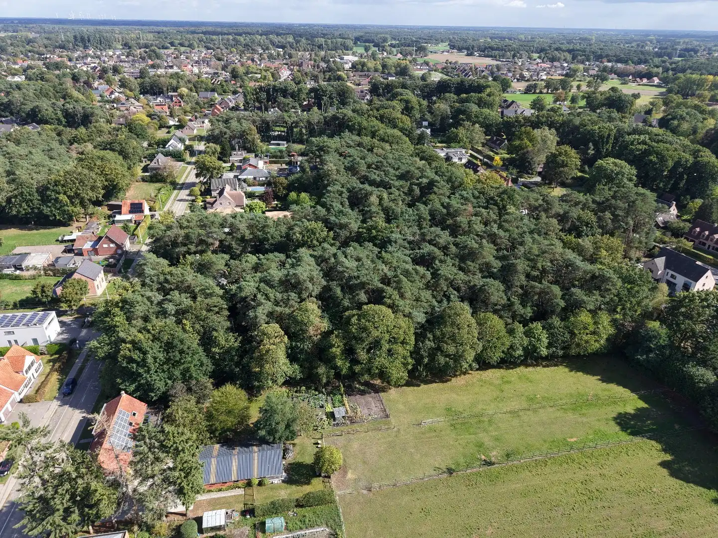 Ruim perceel bouwgrond van 2.708 m² met ideale zuidoriëntatie in Zoersel foto 9