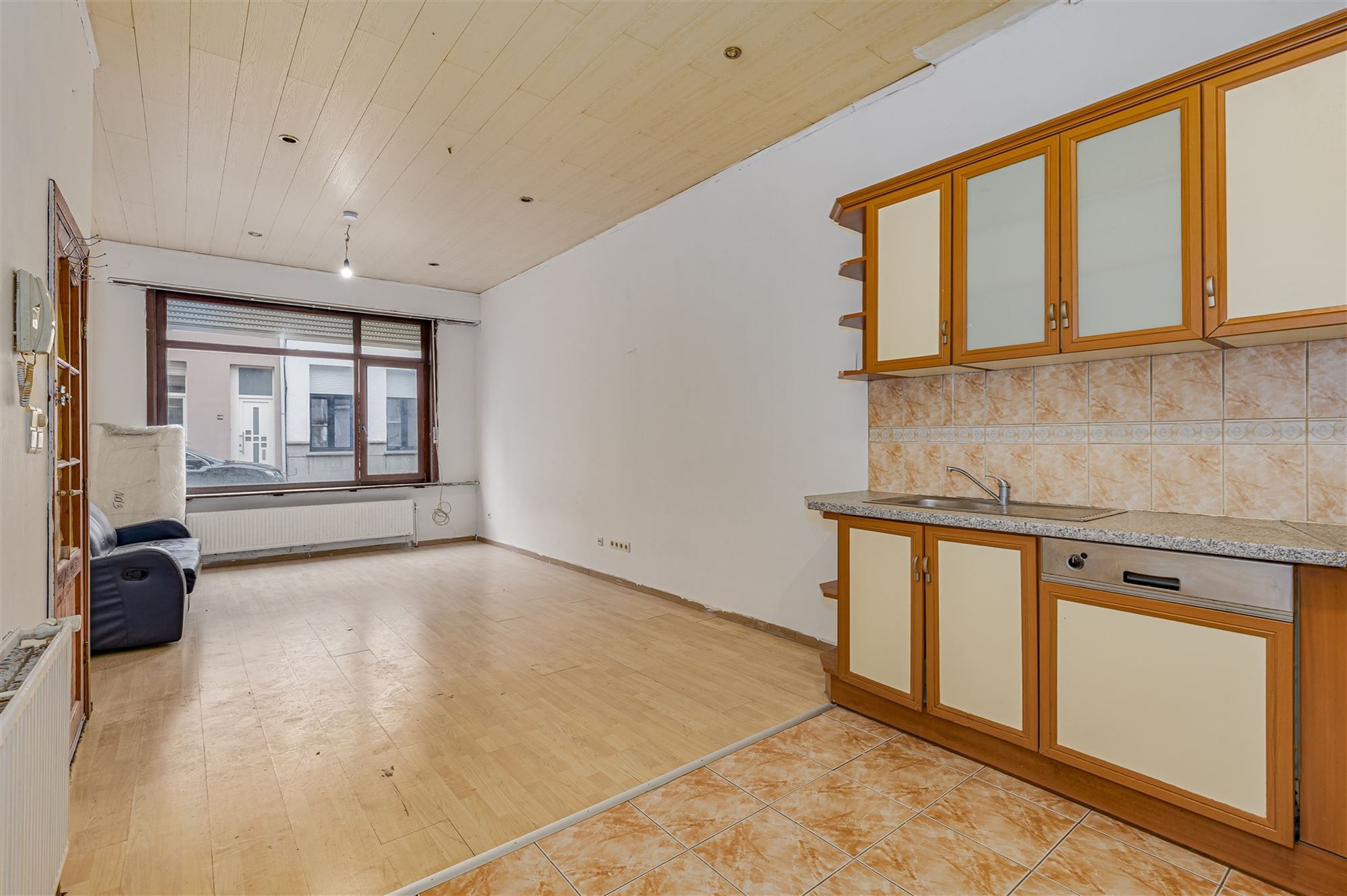 Huis te koop ingedeeld in 3 studio's te 2060 Antwerpen foto 3