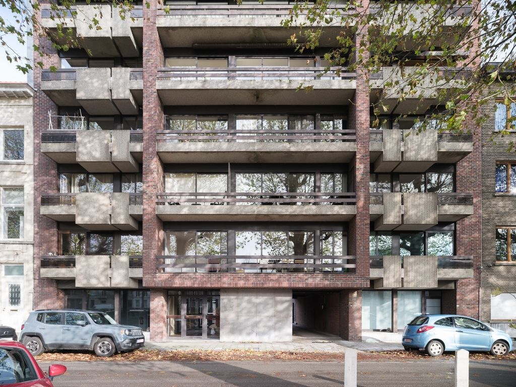 Coupure Rechts – Lichtrijk gerenoveerd éénslaapkamerappartement met terras en zicht op het water foto 16