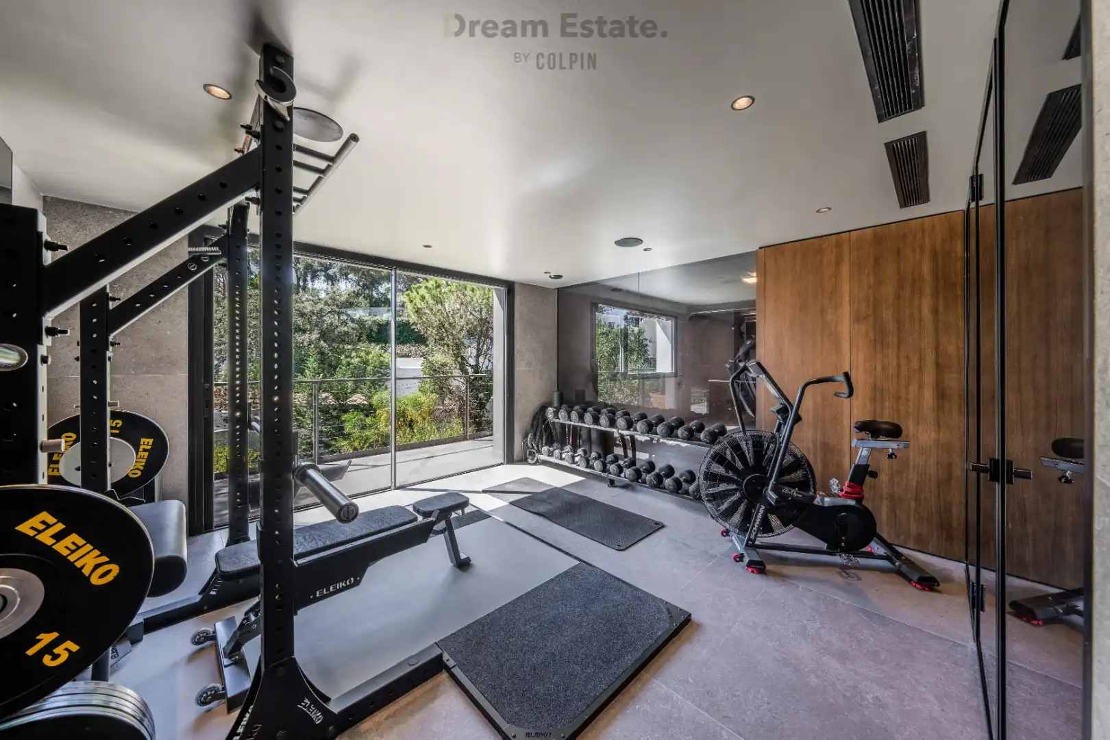 Nieuwe moderne villa op een heuvel met alle luxe voorzieningen te El Madoñal, Benahavis foto 18