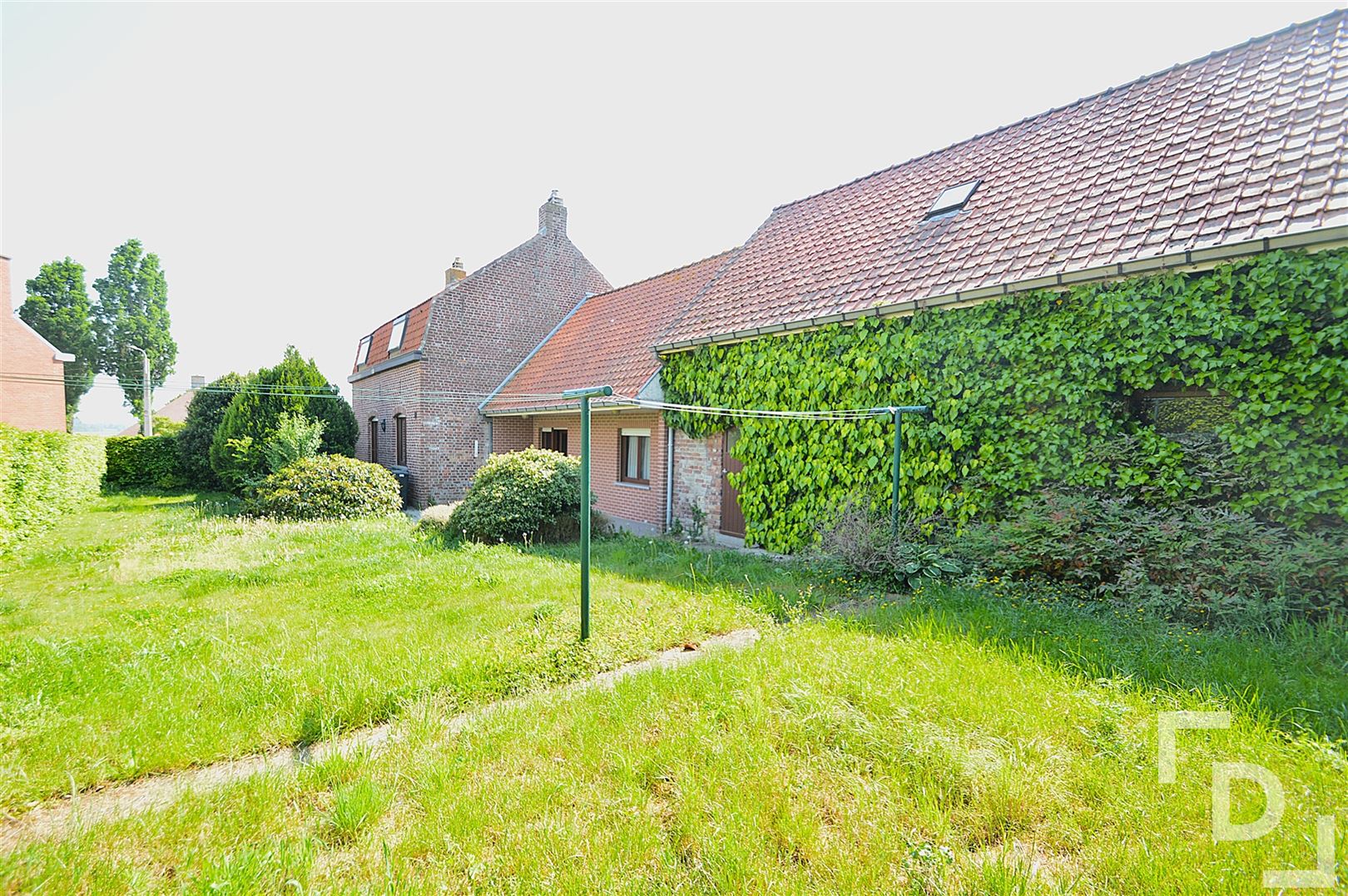 Huis met garage te huur in Hollebeke. foto 18