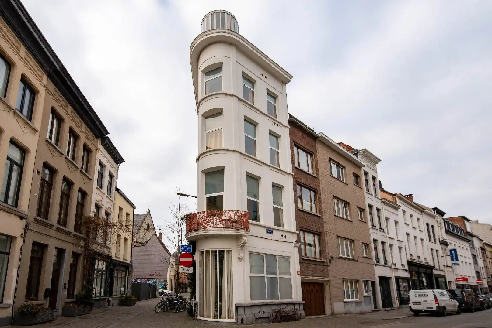 Iconisch hoekgebouw met zorgeloos rendement foto 31