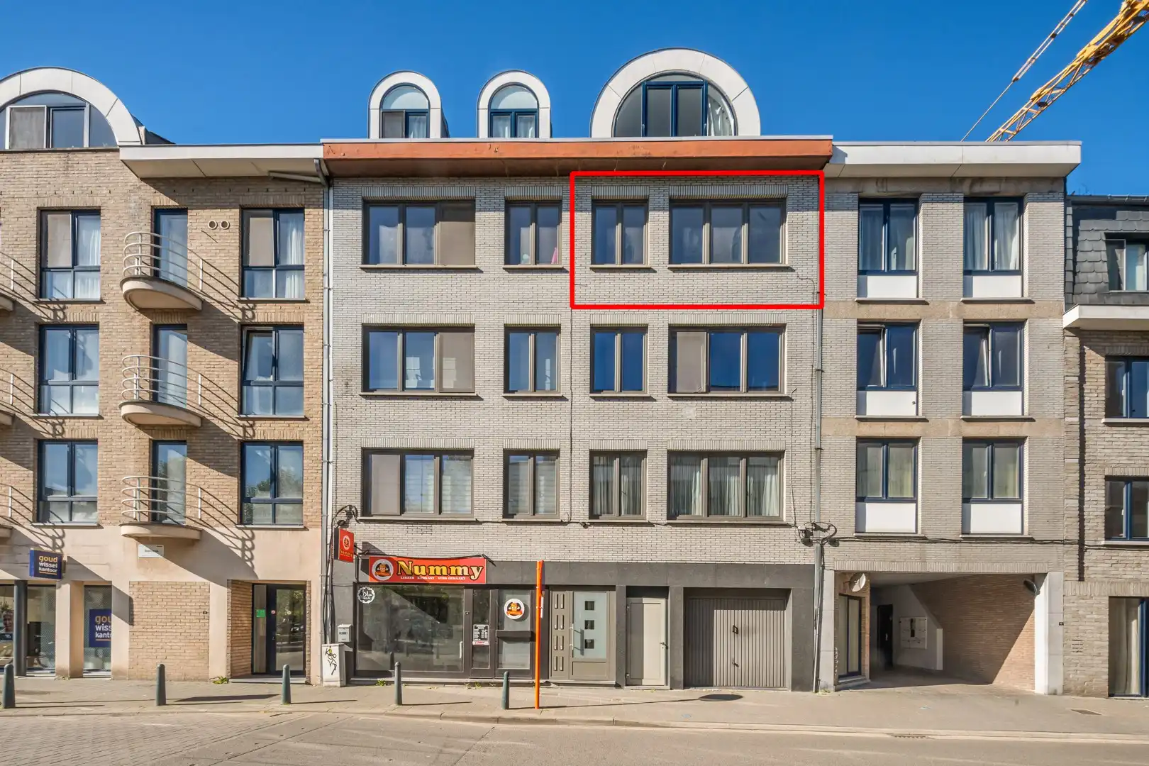 🏡 Gezellig appartement te koop in centrum Hasselt – instapklaar wonen op toplocatie foto {{pictureIndex}}