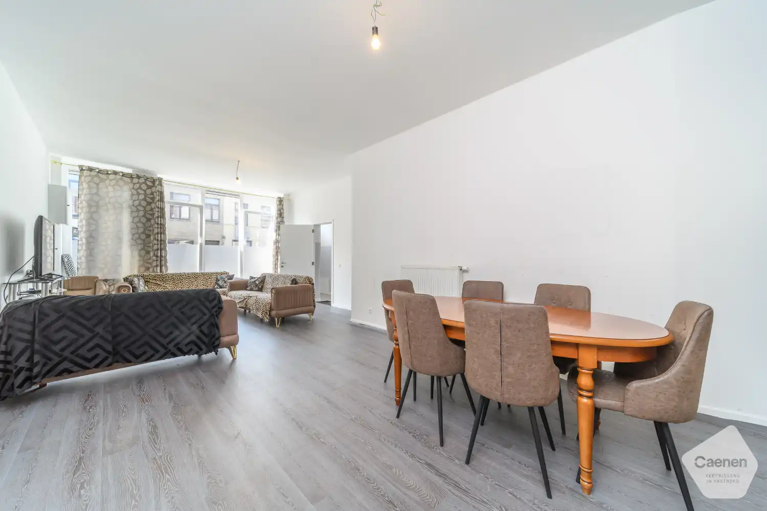 UNIEKE INVESTERINGSKANS – RUIME WONING MET 6 SLAAPKAMERS, TUIN EN GUNSTIGE EPC B-SCORE! foto 2