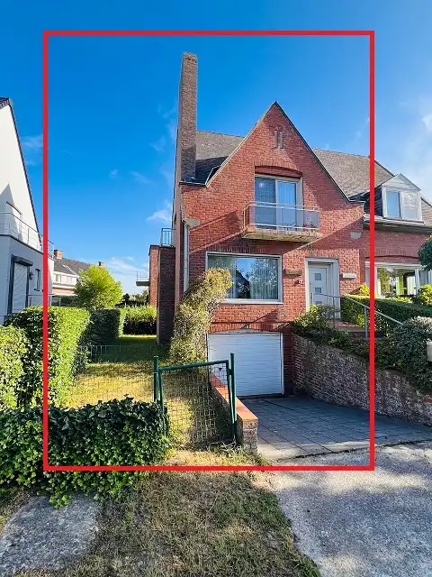 Karaktervolle tweewoonst in statige villa met tuintje foto 8