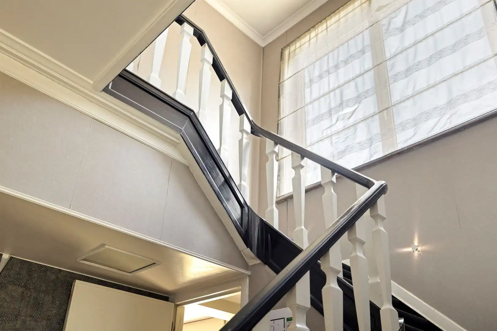 Ruime woning vlakbij het centrum foto 6