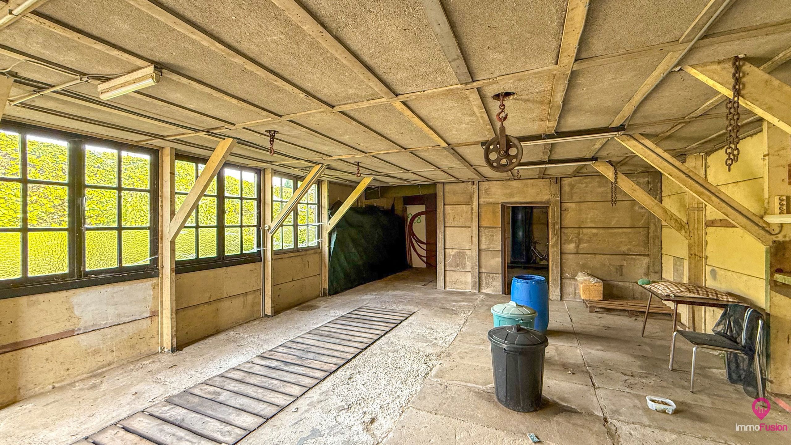 Ruime gezinswoning 4 slpks, grote kelder & werkplaats! foto 40