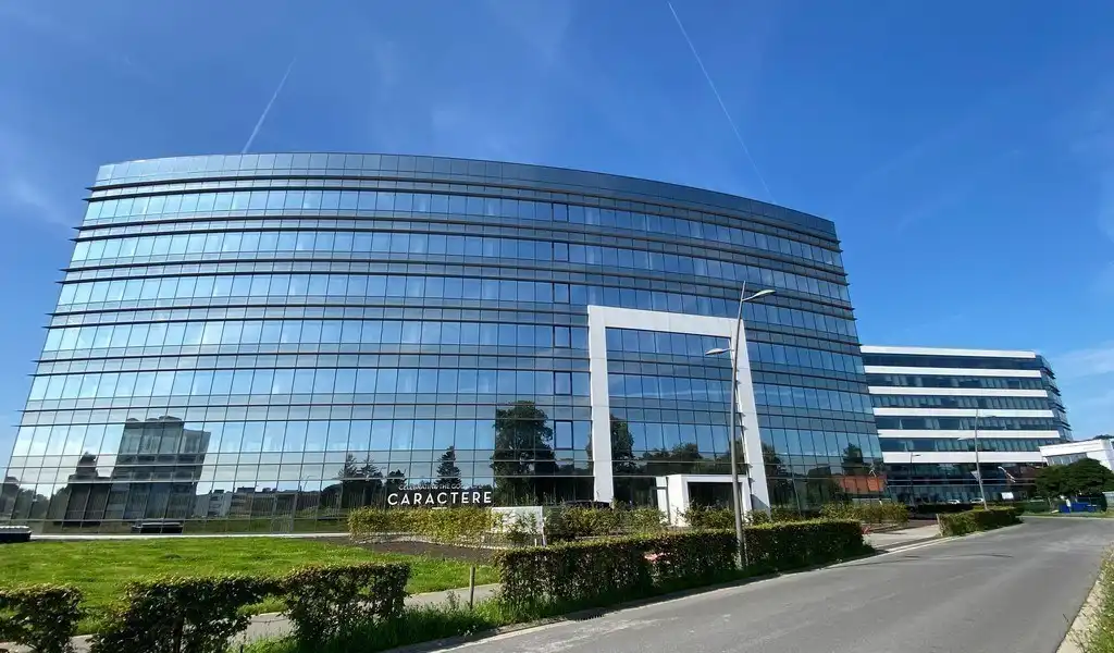 High-end kantoren te huur in nieuwbouwproject SkylinE40 in Aalst foto {{pictureIndex}}