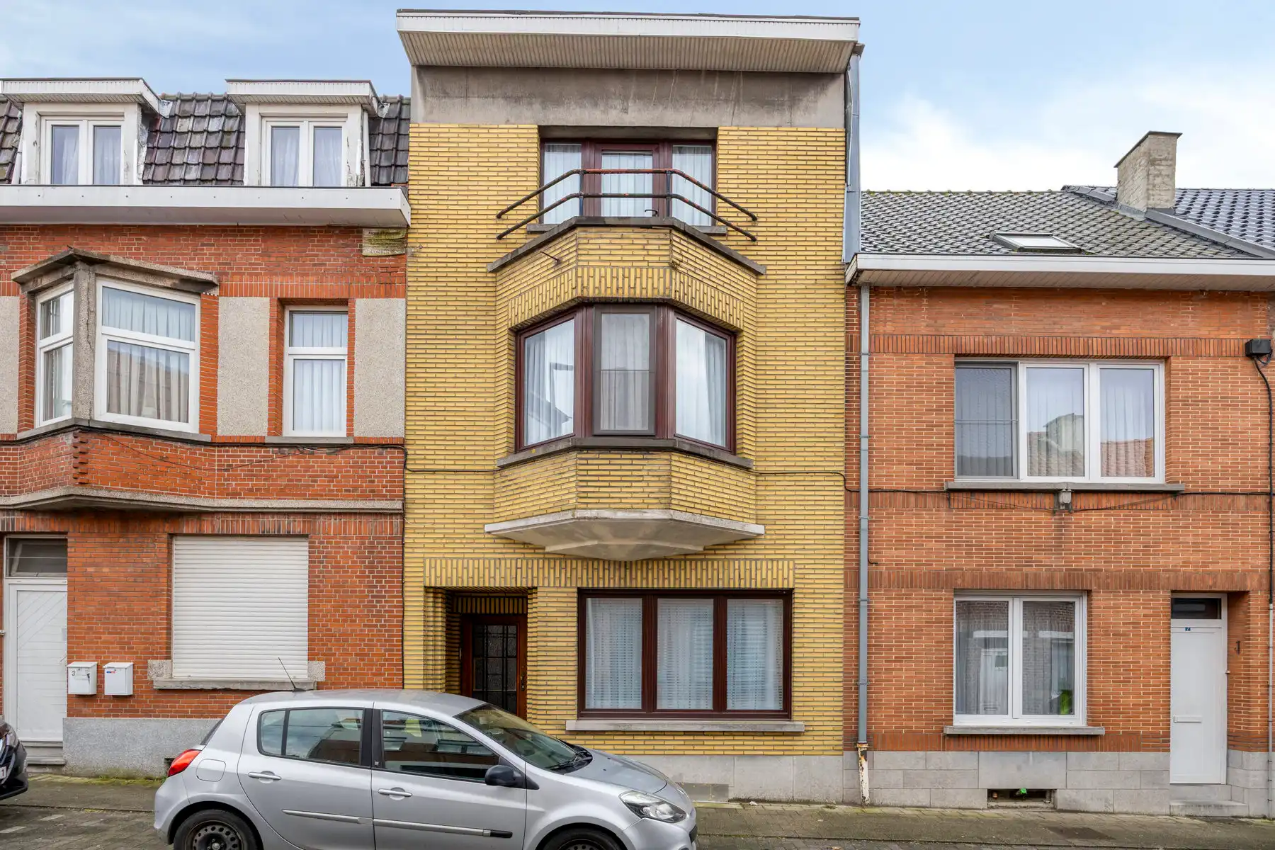 Hoofdfoto van de publicatie: Ruime woning met 4 slaapkamers nabij centrum