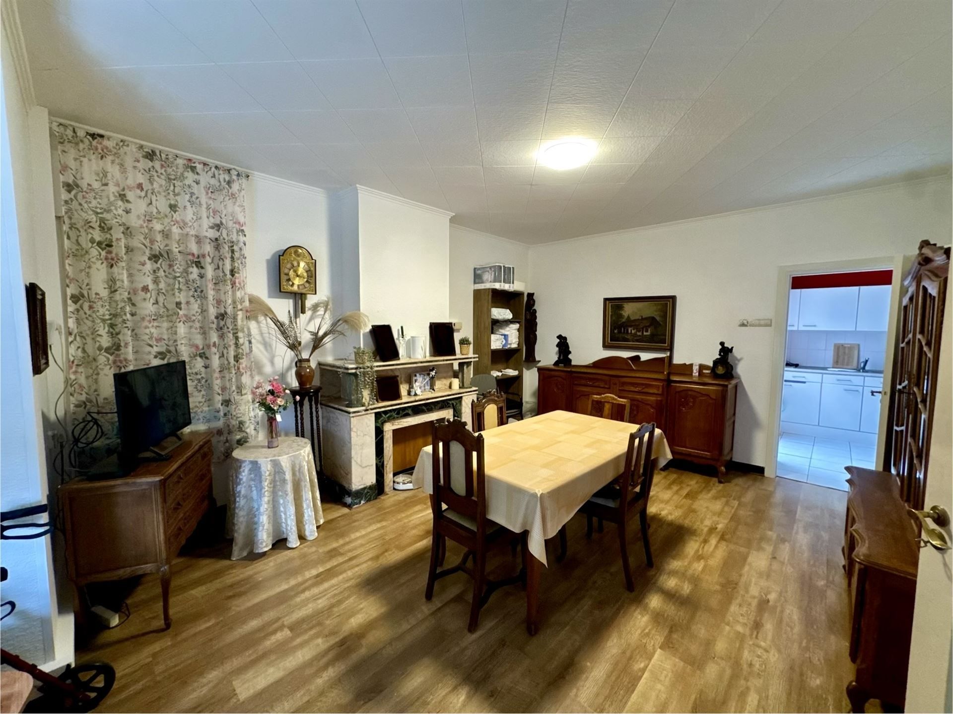 Halfopen bebouwing met 4 slaapkamers te koop foto 6