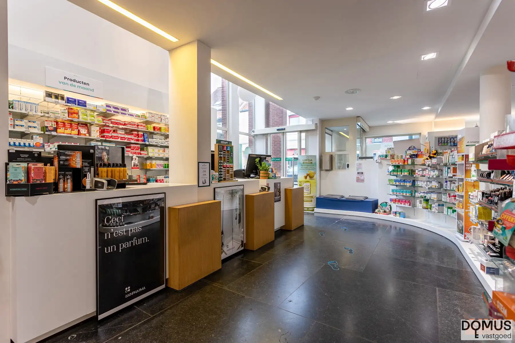 Praktische commerciële gelijkvloers te Meise centrum foto 4