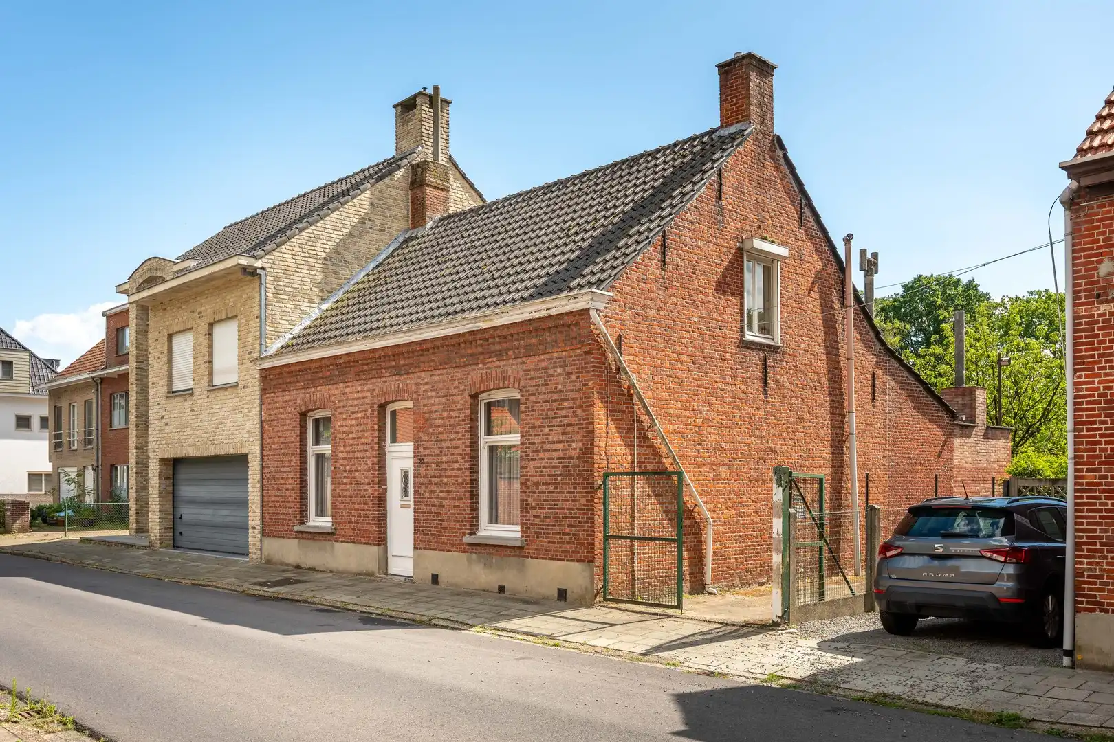 Charmant halfopen huis met 3 slaapkamers, garage en ruime zolder in Brasschaat - perfect voor jouw gezin! foto 17