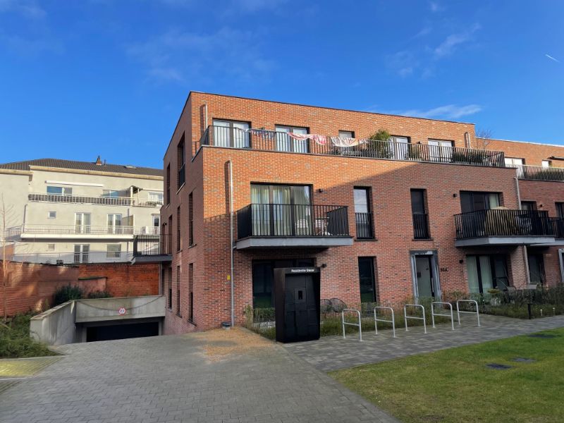 ()=>{if(producerUpdateValueVersion(node),producerAccessed(node),node.value===ERRORED)throw node.error;return node.value} Brugstraat 92 - 9160 Lokeren