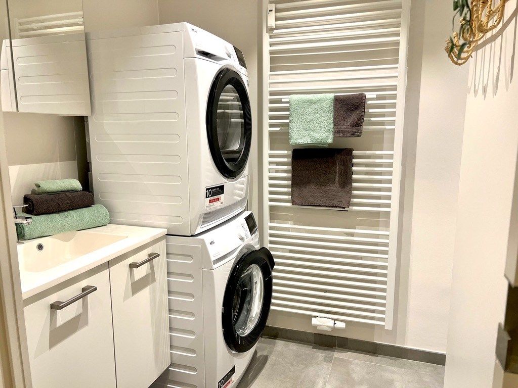 Stijlvol gemeubeld appartement met zeer groot terras en 2 slaapkamers foto 7