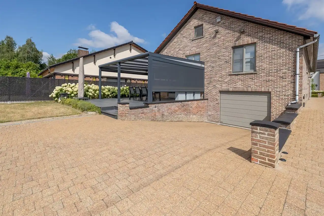 Verzorgde 3slk woning op zuidgericht perceel van ca 1638ca foto 26