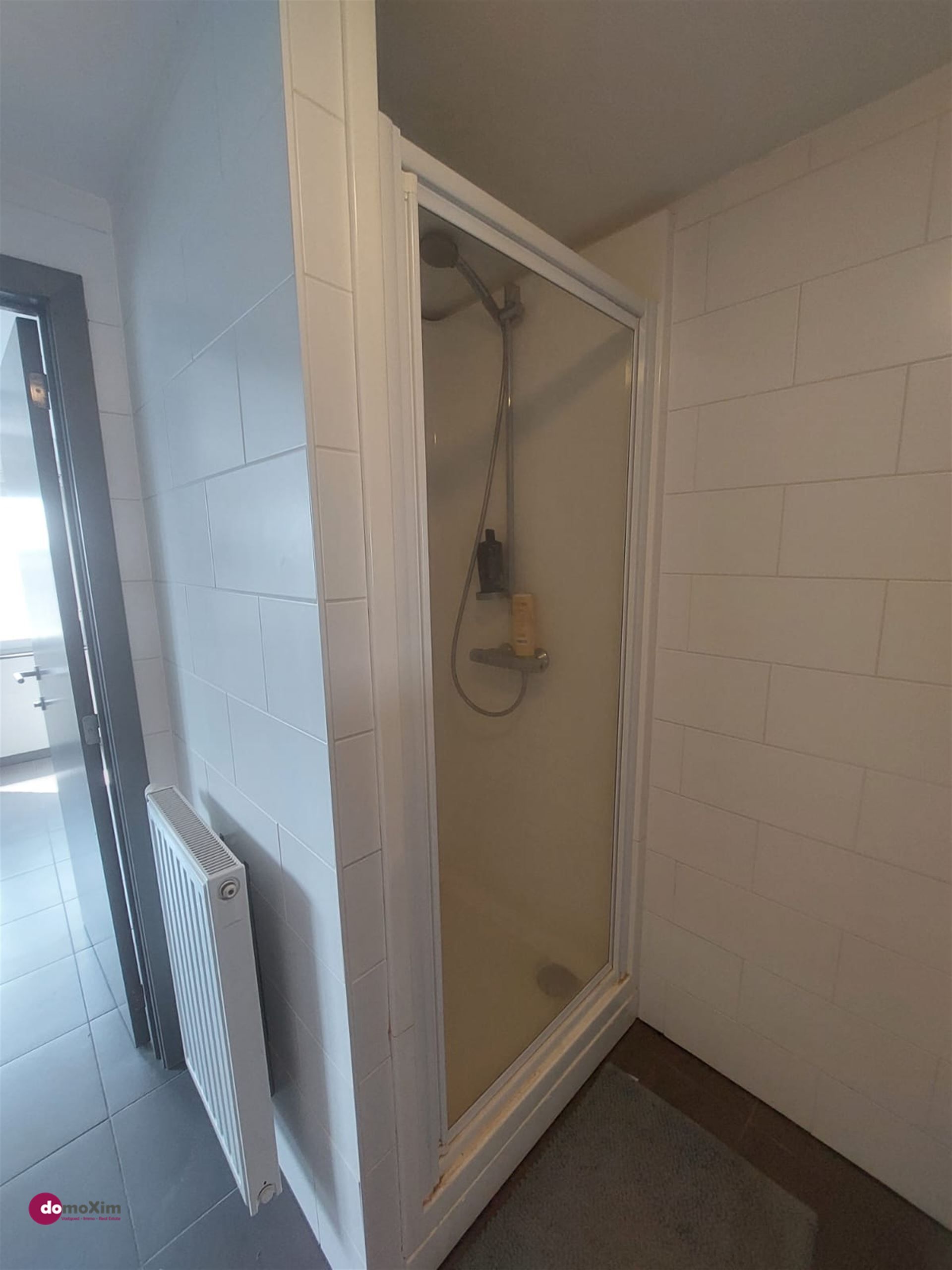 Moderne gemeubelde studio, geschikt voor één persoon, in het centrum van Leuven foto 6