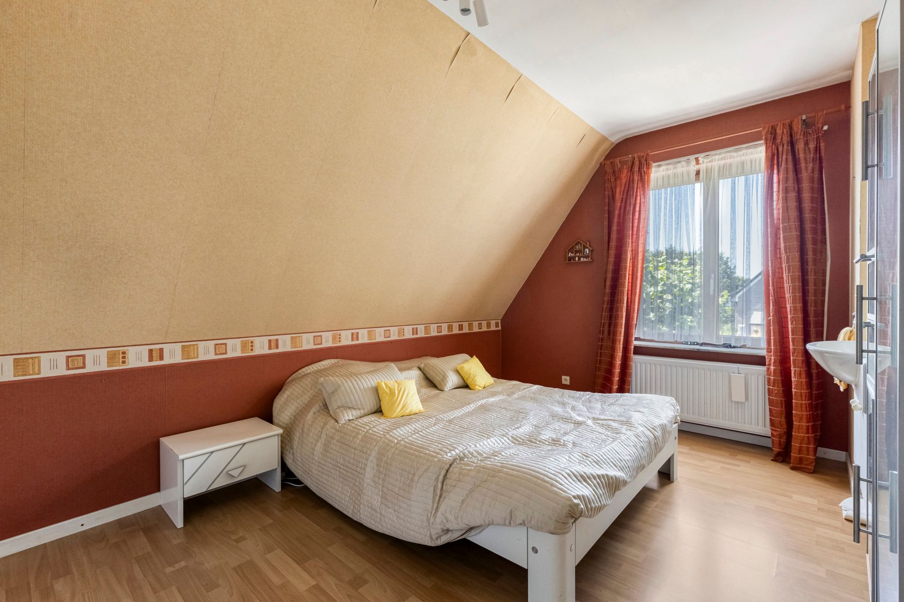 VOLLEDIG INSTAPKLARE VILLA TE KOOP IN DE GEMEENTE WEMMEL! foto 26