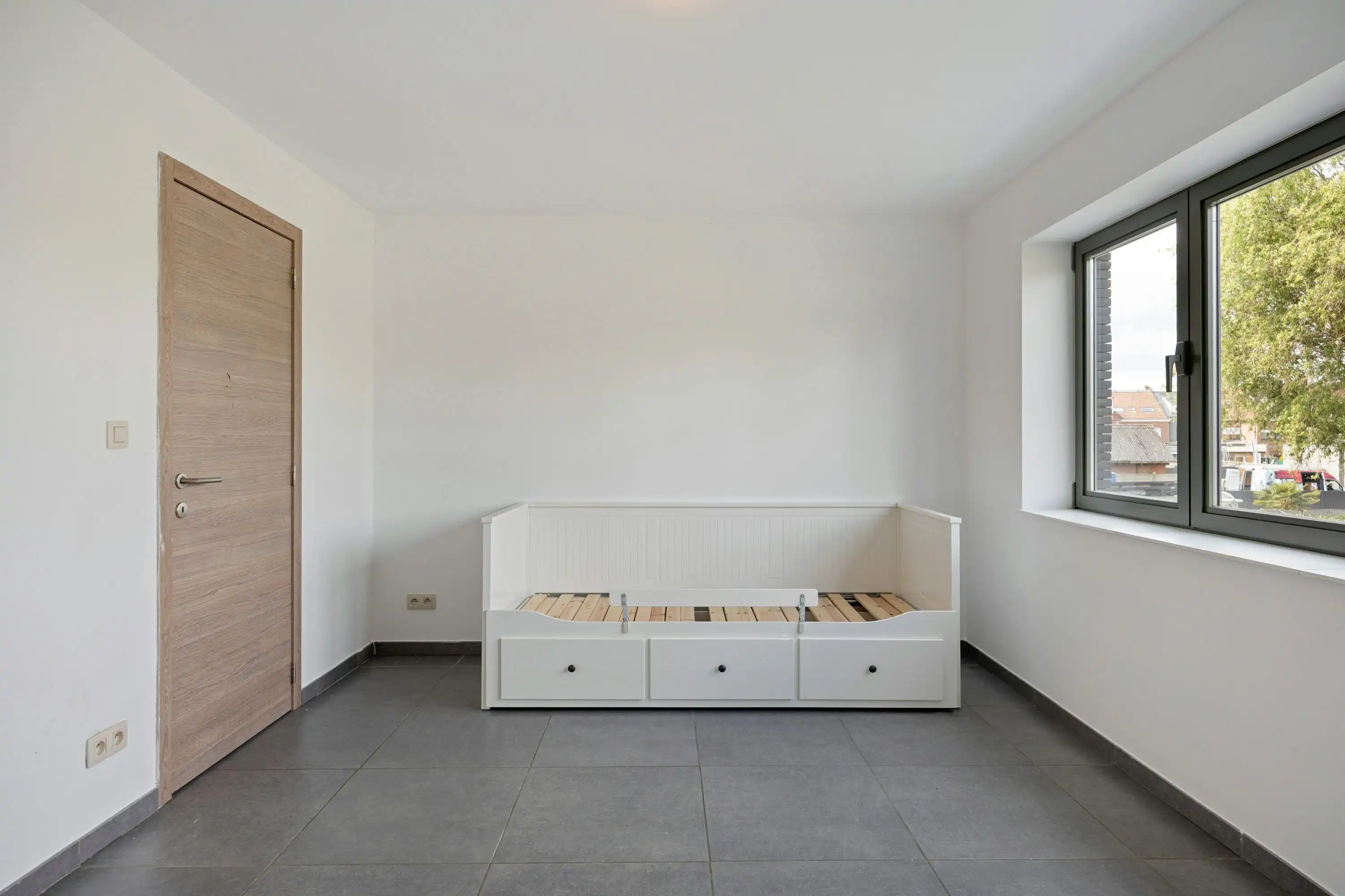 Energiezuinig huis met 4 slaapkamers en magazijn in Boom foto 16