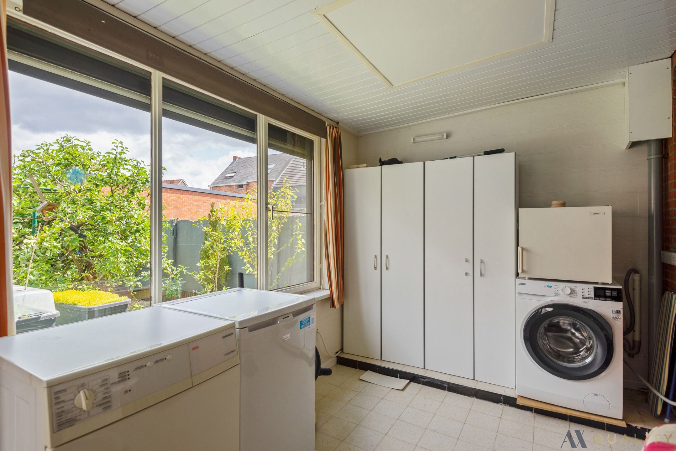 Goed onderhouden halfopen bebouwing in Mariekerke foto 10