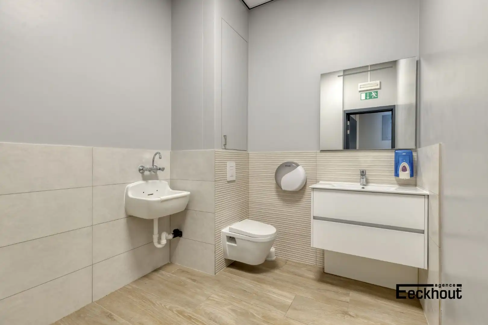 Commerciële handelsruimte van 106 m² op toplocatie in Oostende foto 9