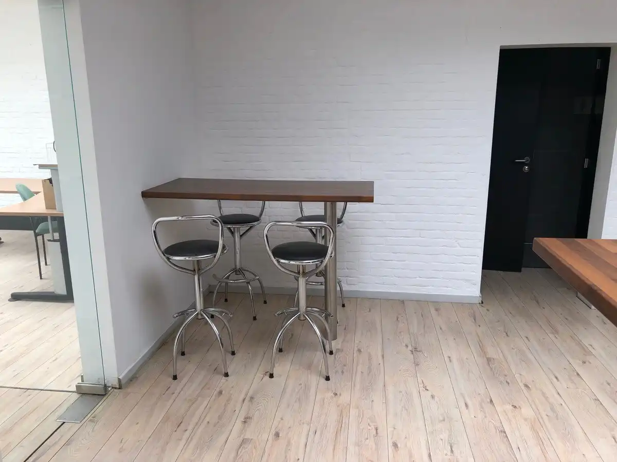 Commercieel te huur foto 4