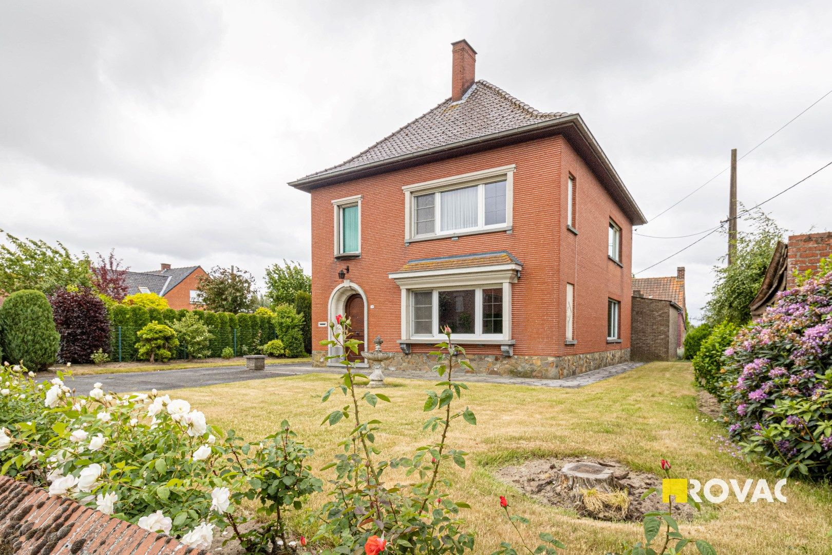 Hoofdfoto van de publicatie: Alleenstaande woning op de grens Izegem-Ardooie op 760 m²