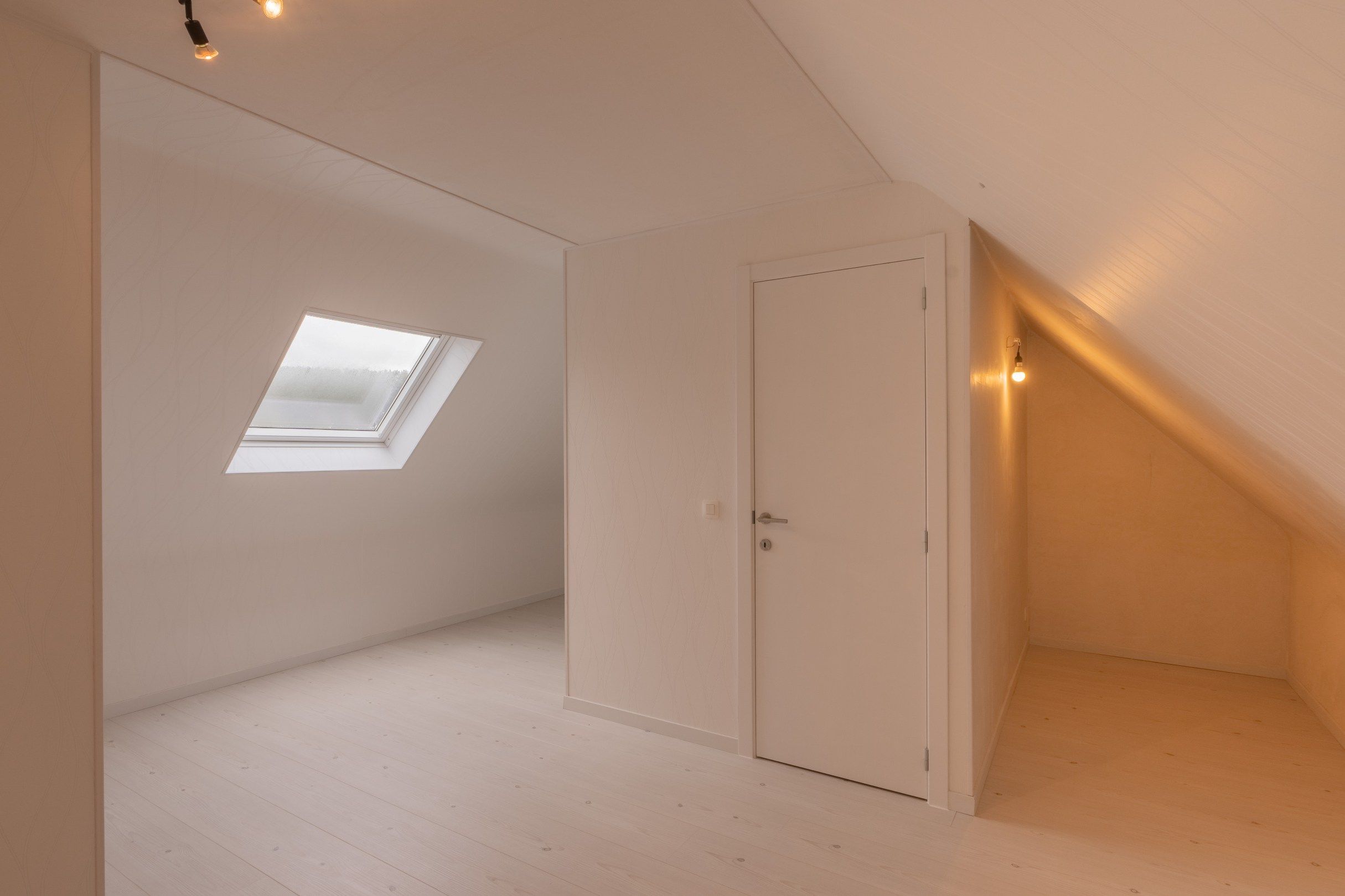 Stijlvolle en energiezuinige woning te Moerkerke  foto 14