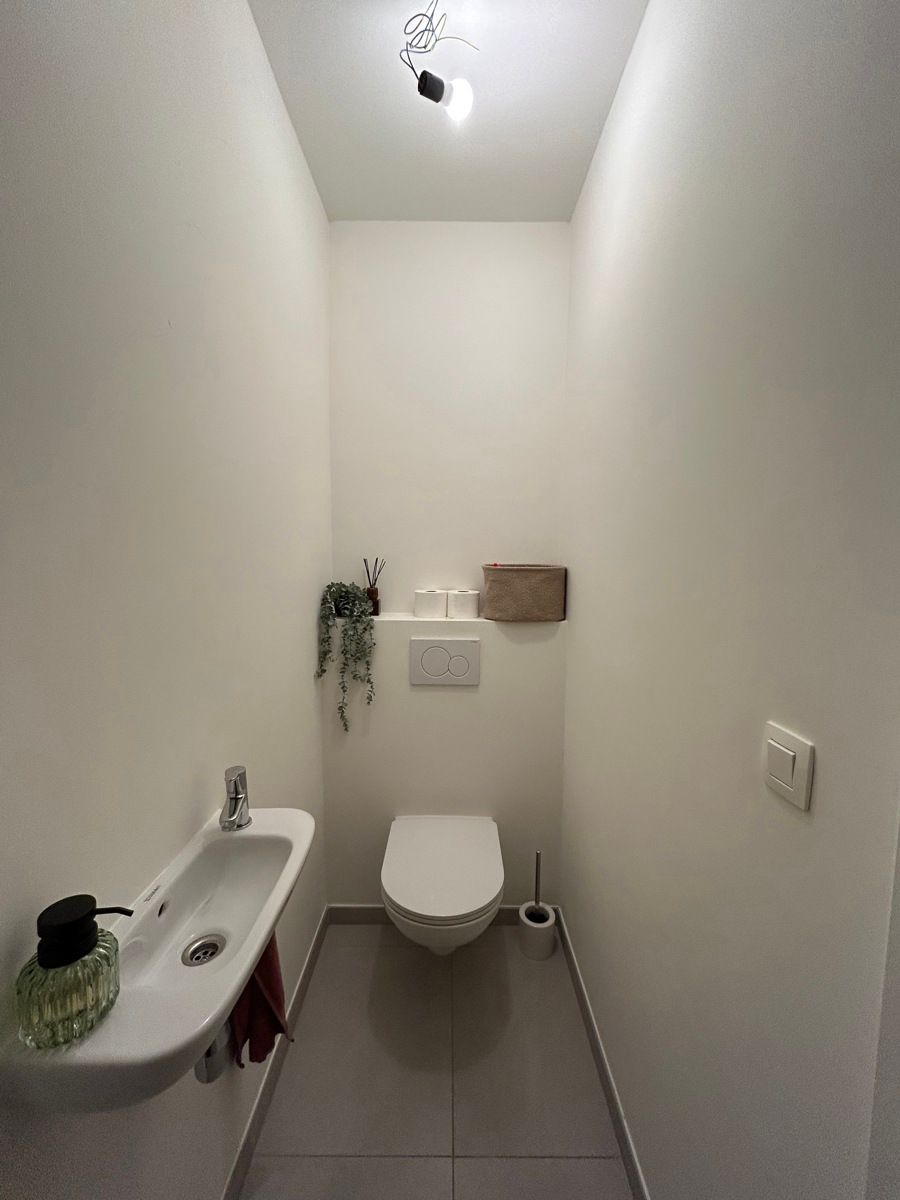 Appartement te huur foto 9