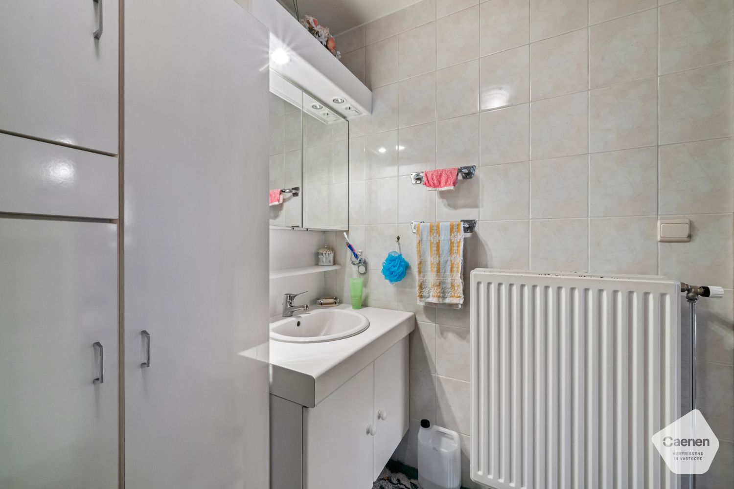 Eén slaapkamer appartement met twee ruime terrassen vlakbij het strand foto 14