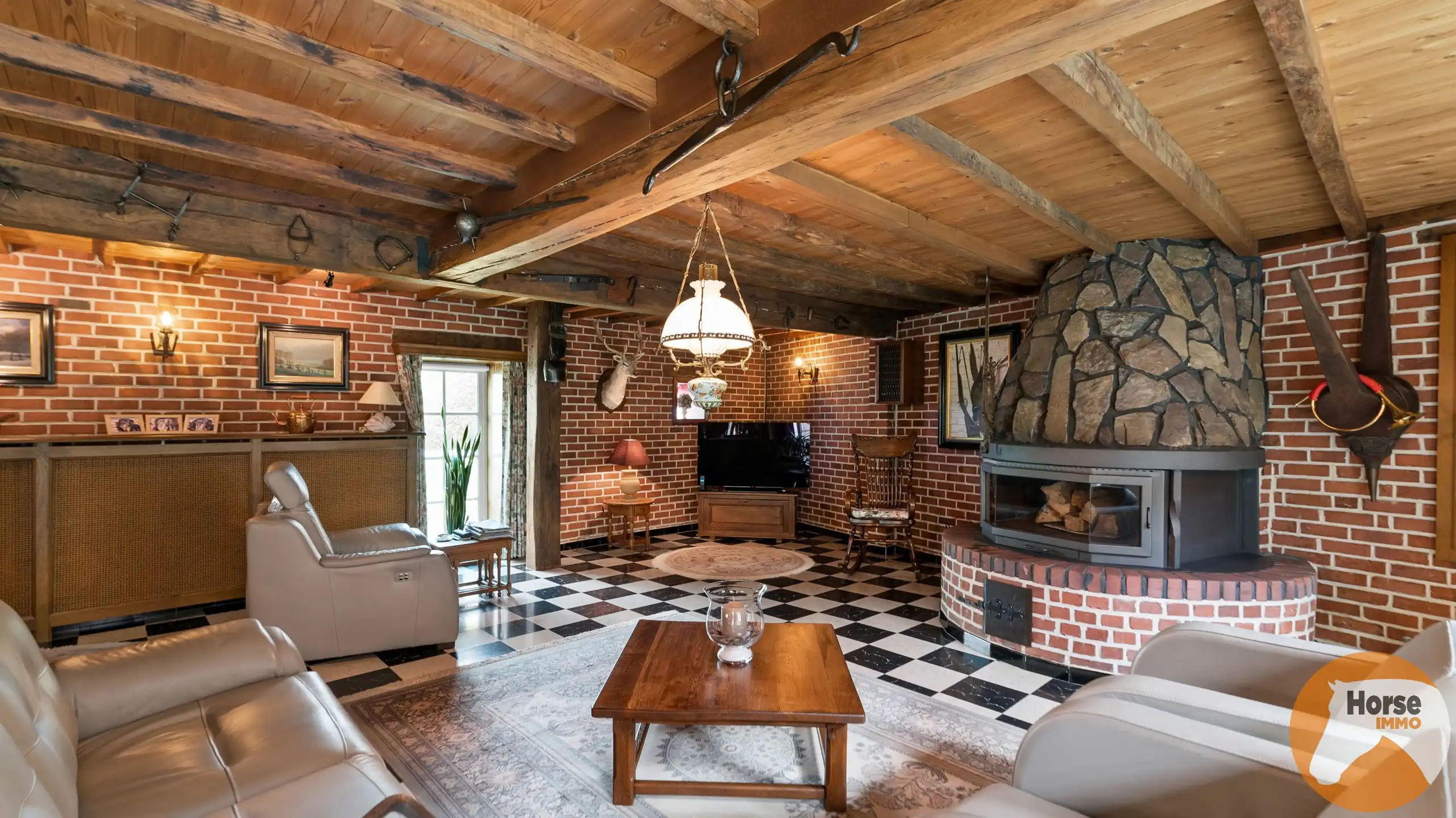RONSE - Charmante hoeve op 1,16 ha met bijgebouw foto 6