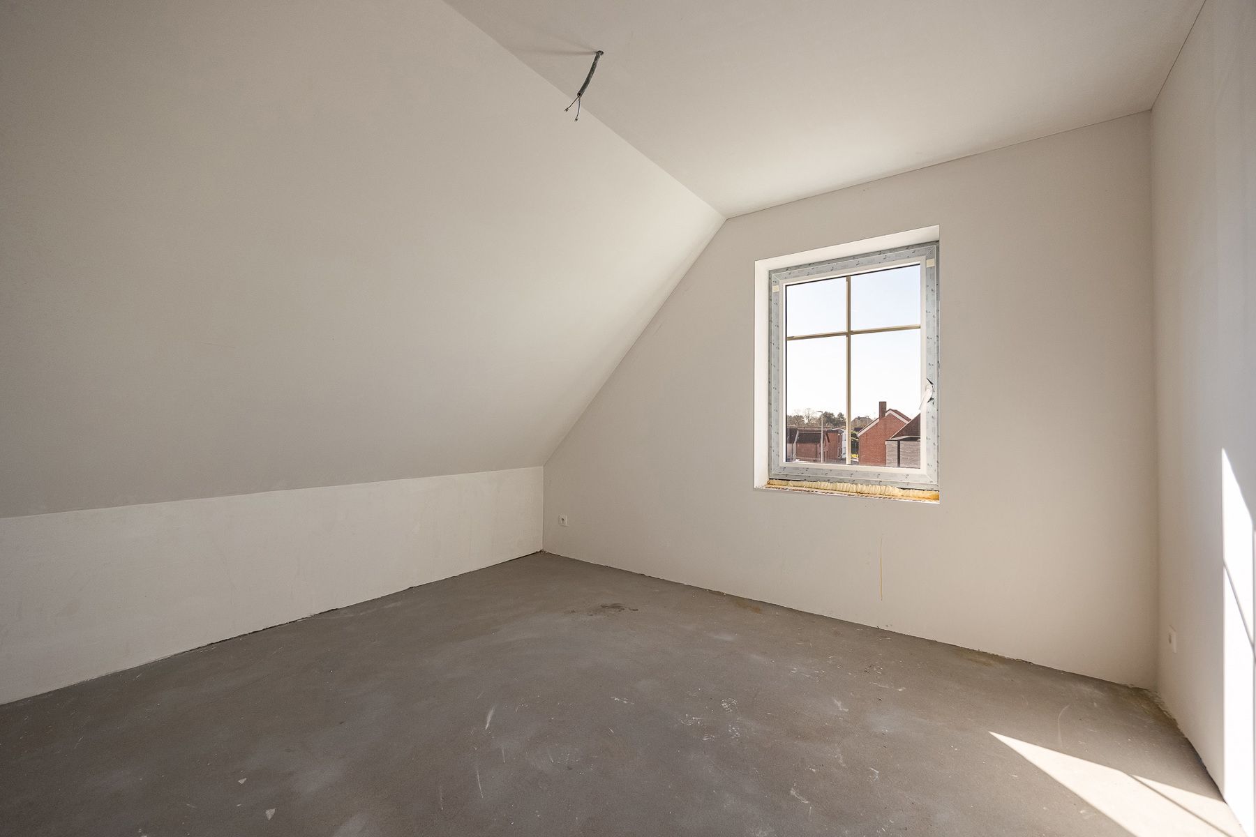 BEN-WONING MET 4 SLAAPKAMERS OP EEN PERCEEL VAN CA 362 M². foto 15