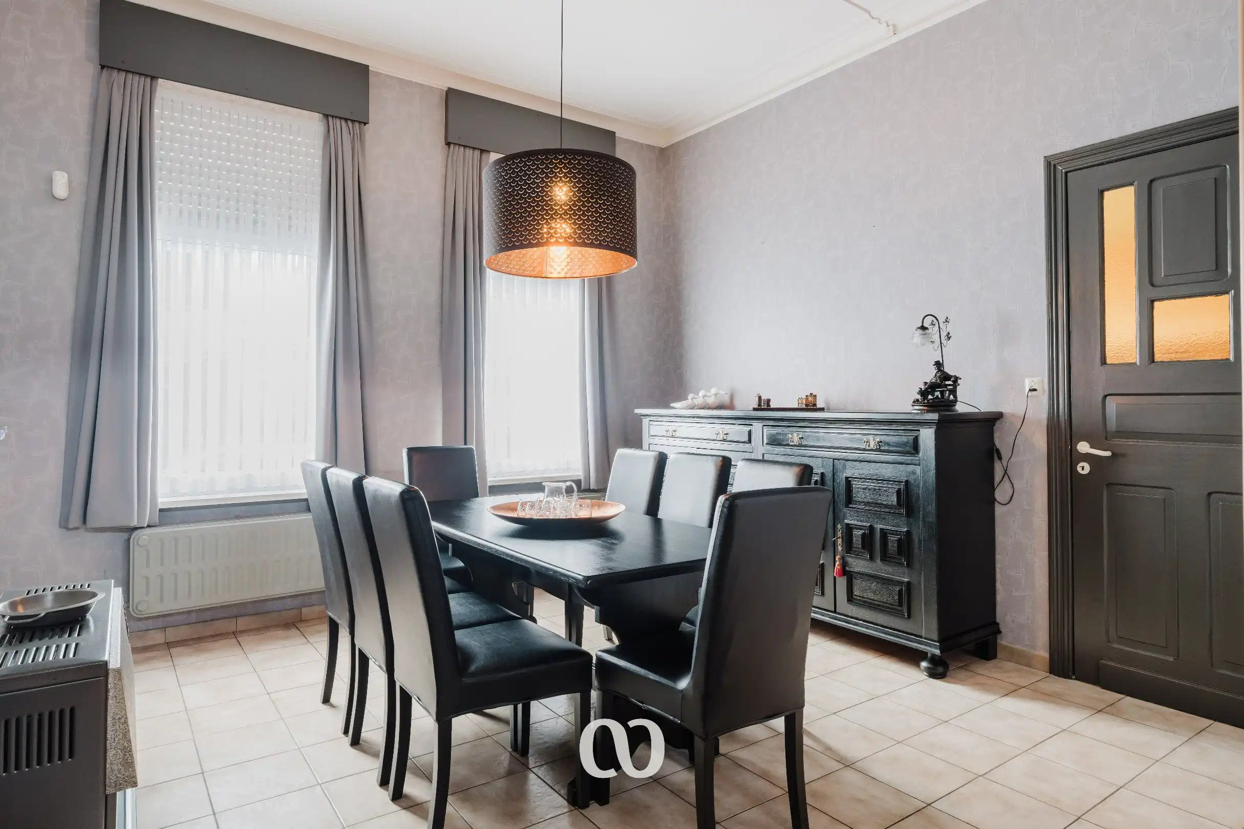 Ruim herenhuis met 8 slaapkamers en tuin in het centrum van Oudenaarde foto 3