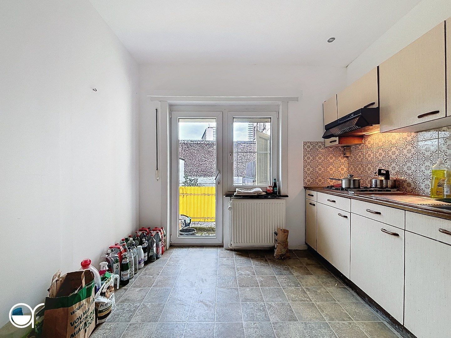 Te renoveren appartement met garage en goed EPC aan de rand van centrum Gent foto 5