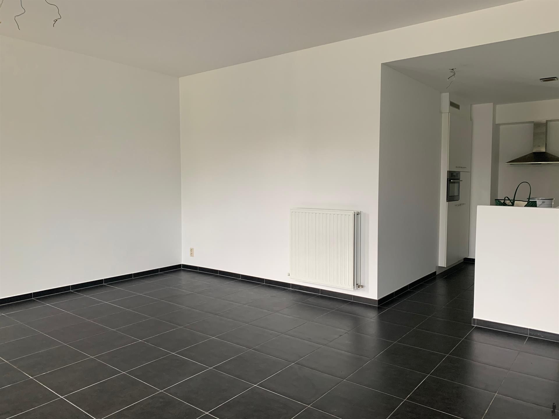 2-slaapkamer appartement op het gelijkvloers met terras foto 4