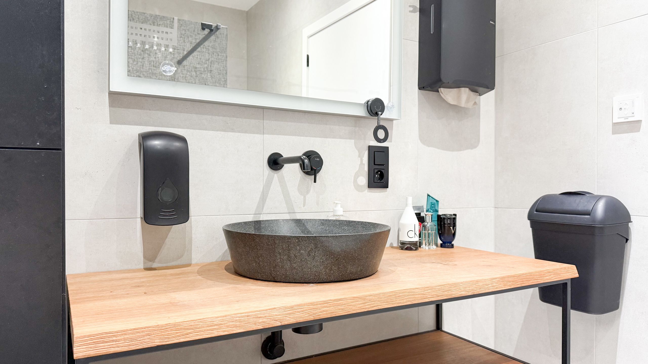 Exclusieve villa met hoogwaardige afwerking Genk! foto 27