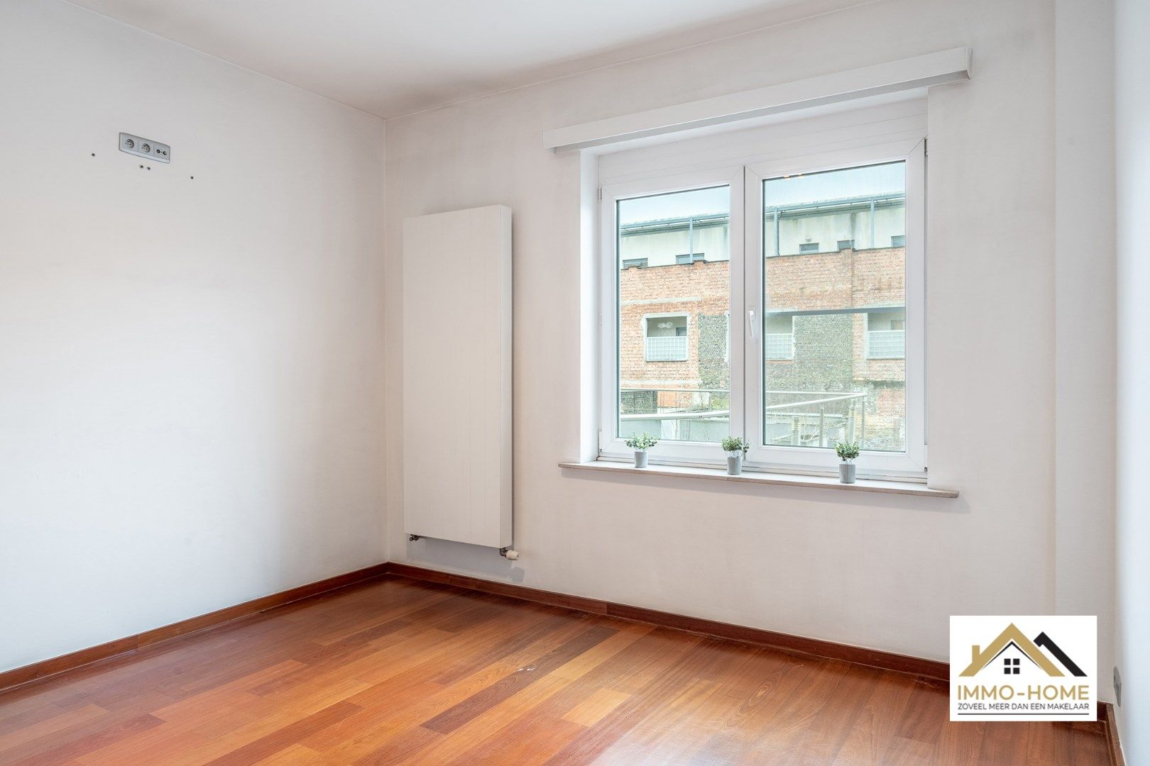 Instapklaar ruim appartement met TOPligging,dicht bij E17,UZ Gent, station foto 9