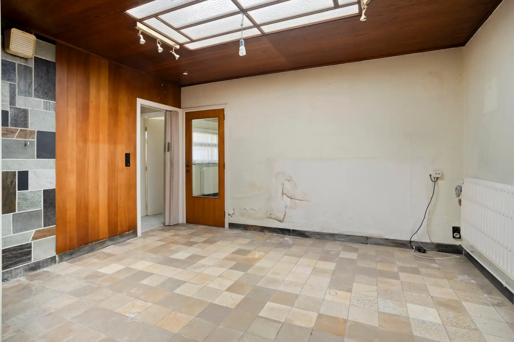 Te renoveren woning met 3 slpk op toplocatie in Malderen foto 8