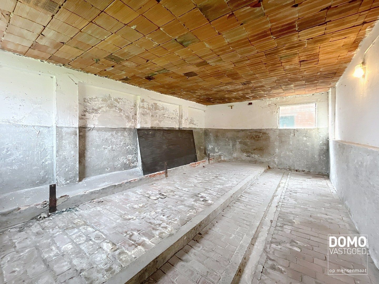 Authentieke open bebouwing met bijgebouwen en potentieel in Tuilt-Kuringen foto 16