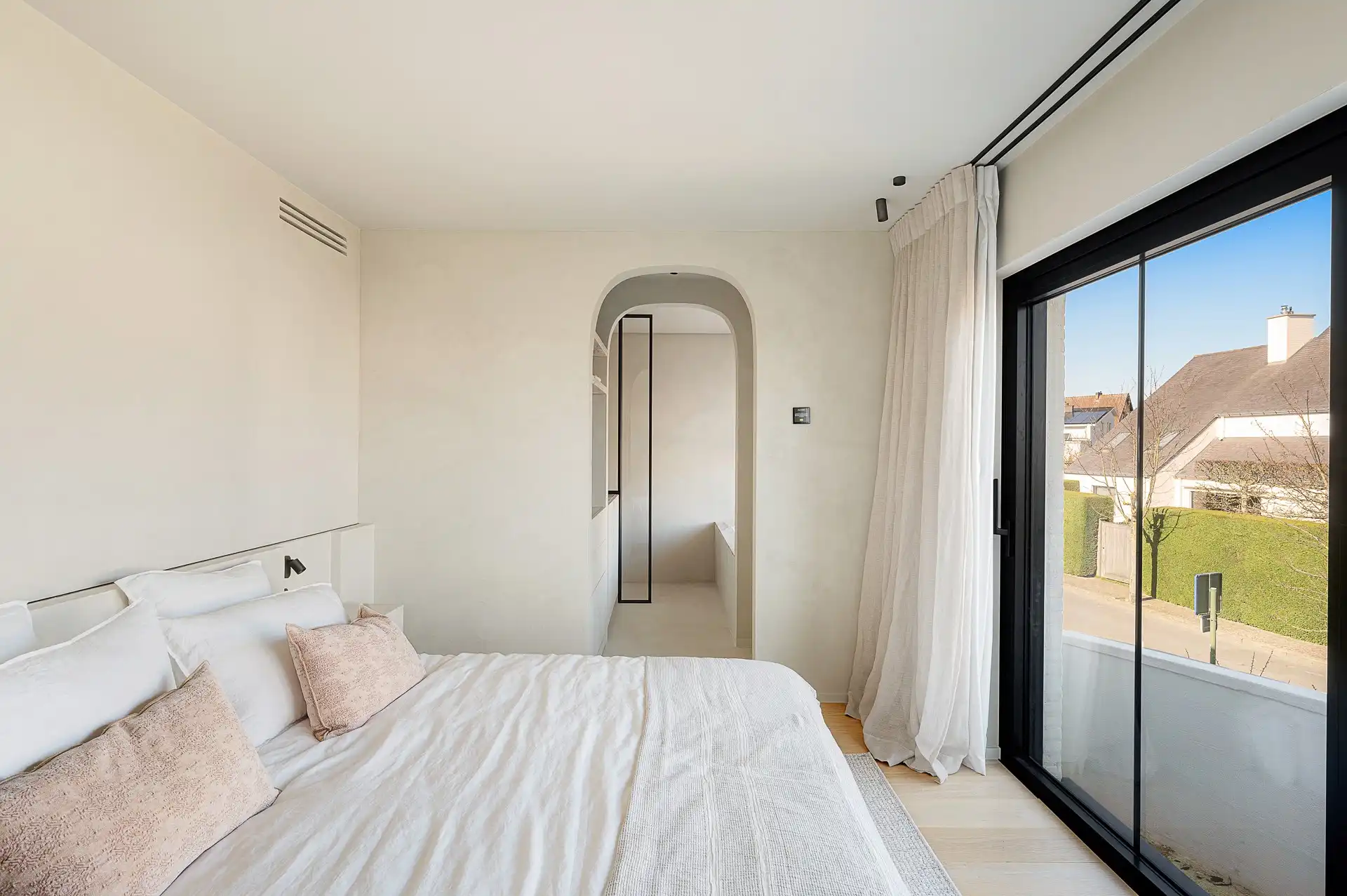 Exclusieve, luxueus gerenoveerde villa op topligging in Duinbergen, vlakbij zee foto 43