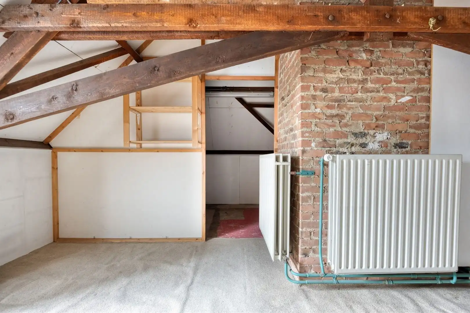 Villa met achterliggend kantoorgebouw foto 20