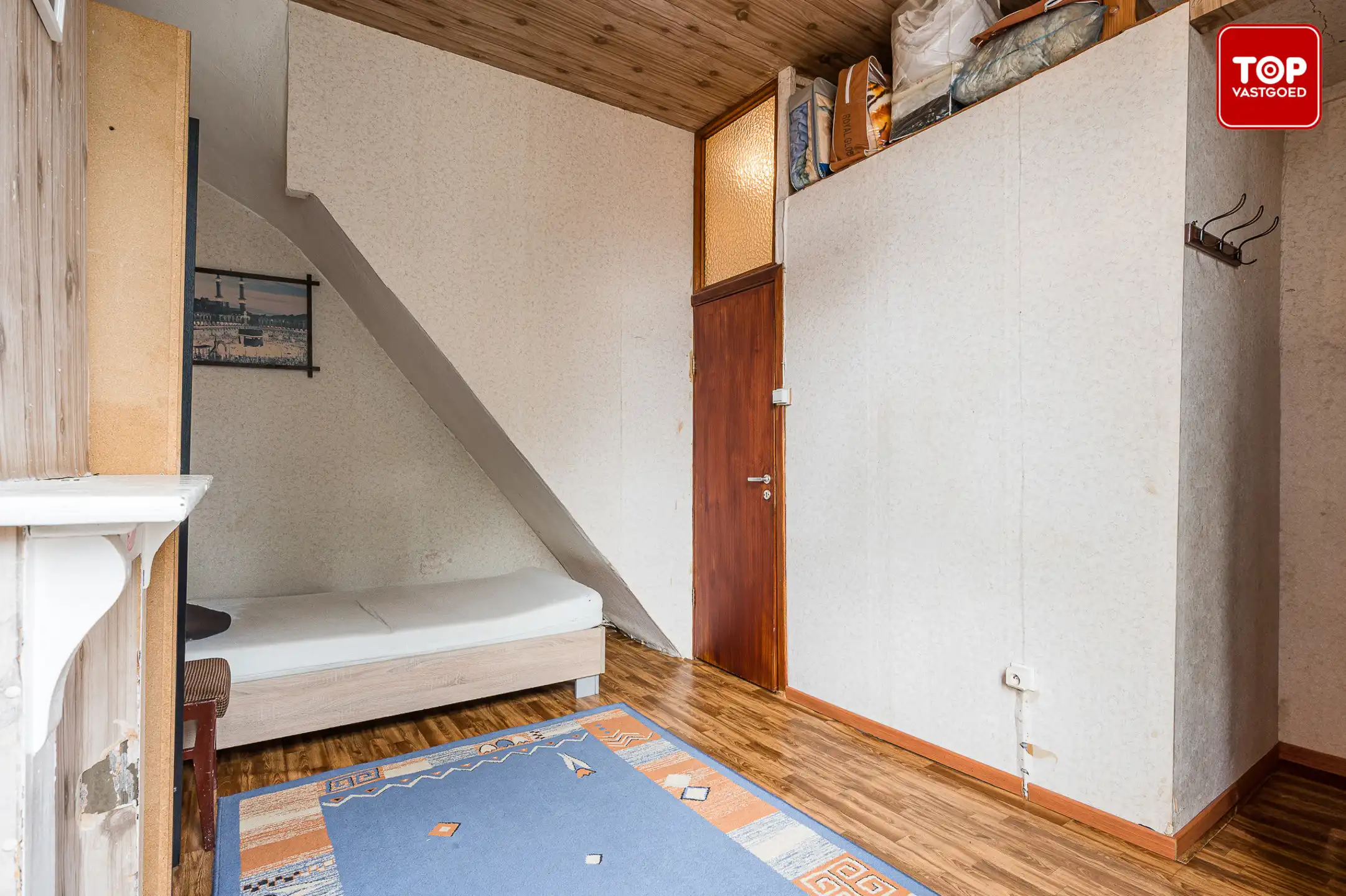 Op te frissen woning met 4 slaapkamers op gunstige locatie.  foto 16